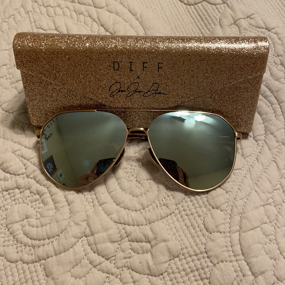 Diff Jessie James Decker Aviators